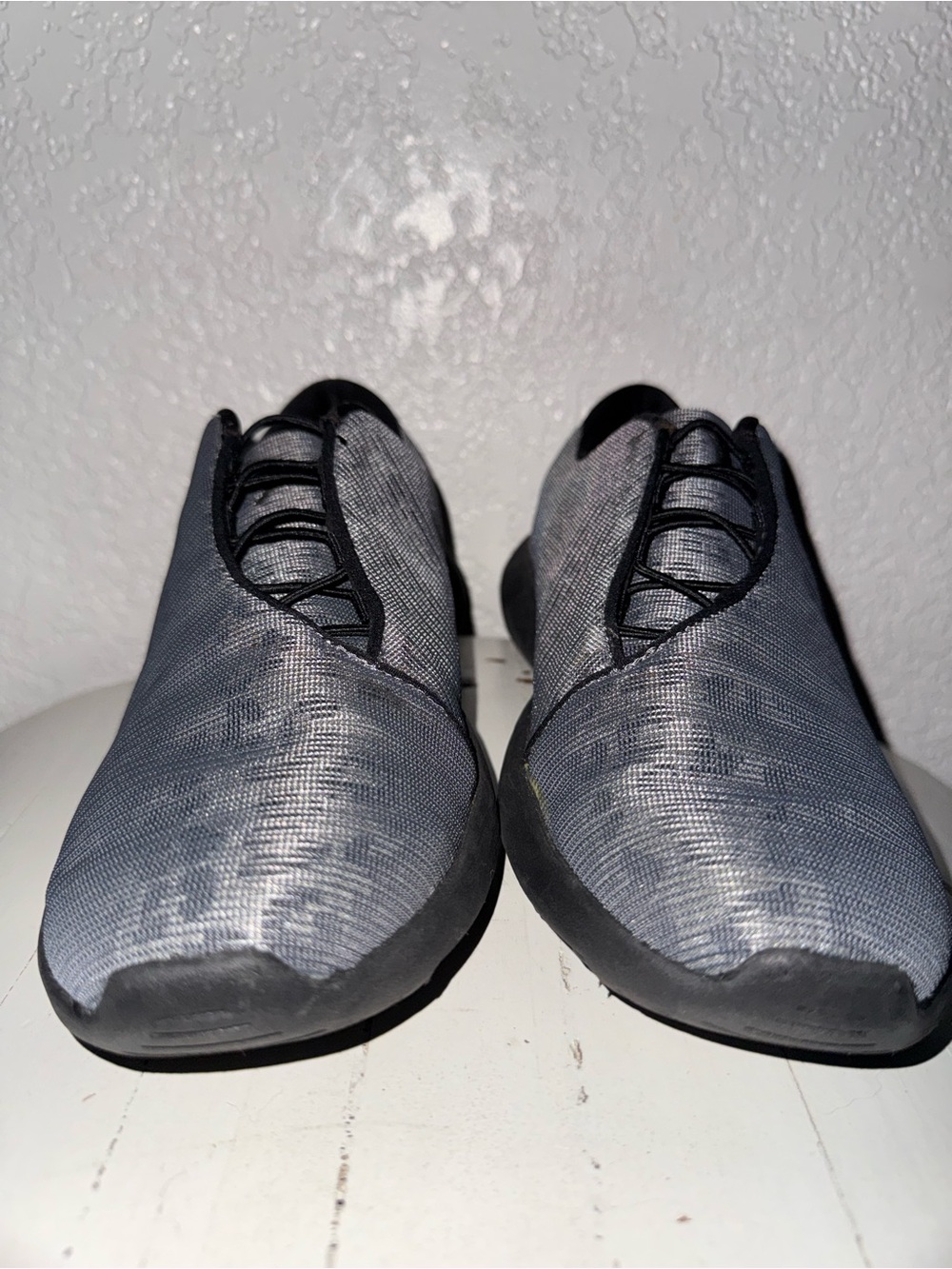 Women Slip-On Casual Sneakers in Gray